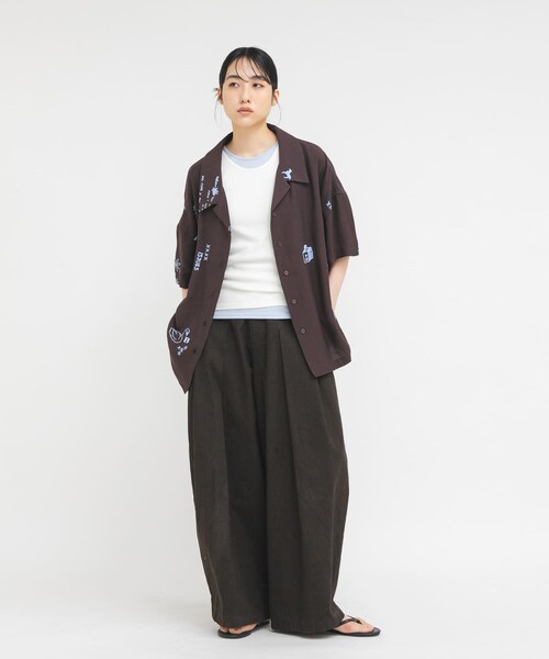 KBF(ケイビーエフ)の「レイヤードSETタンクトップ(タンクトップ・レディース・OFF×BLUE/BLK×GREEN/CCL×RED・One)」の6枚目の写真