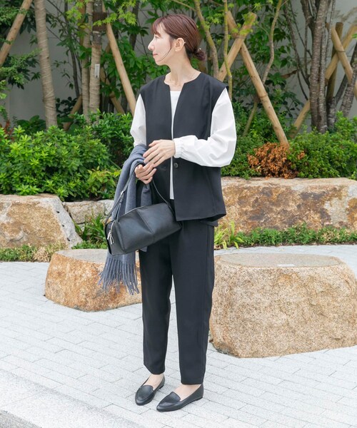 ITEMS URBANRESEARCH（アイテムズ アーバンリサーチ）の「『イージーケア』フレアトップス×パンツセット（セットアップ・レディース・BLK/L.BEG・FREE）」の6枚目の写真