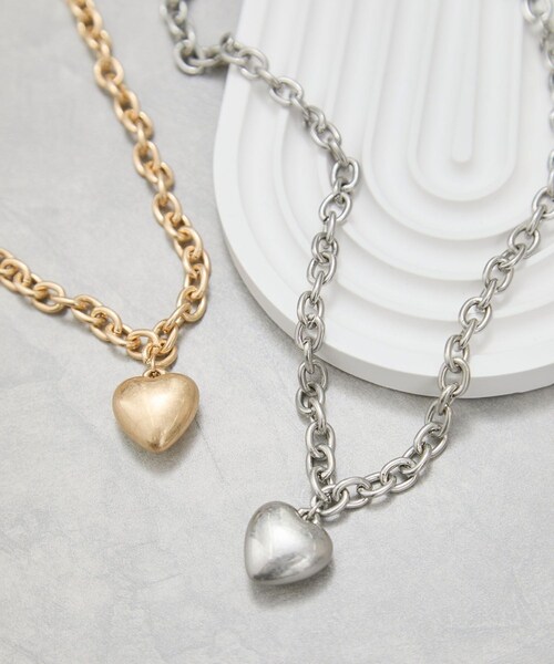 VIS（ビス）の「ハートボリュームチェーンネックレス（ネックレス・レディース・ゴールド/シルバー・F）」の4枚目の写真