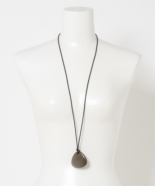 URBAN RESEARCH DOORS（アーバンリサーチドアーズ）の「バッファローコードネックレス（ネックレス・レディース・BROWN/NATURAL・One）」の5枚目の写真