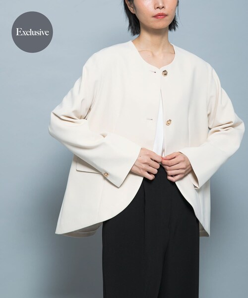 URBAN RESEARCH ROSSO（アーバンリサーチロッソ）の「『別注』CHIGNON×ROSSO　ラウンドヘムジャケット（その他アウター・レディース・OWHITE/BLACK・Free）」の3枚目の写真
