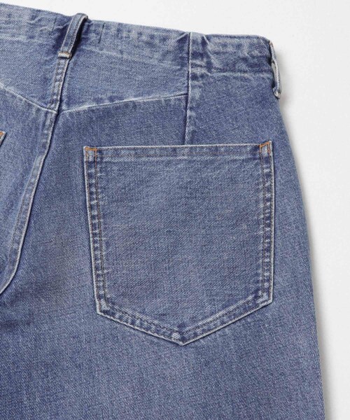 URBAN RESEARCH（アーバンリサーチ）の「TANAKA　BOY JEAN TROUSERS（デニムパンツ・レディース・V MID BLUE・25/26/27）」の6枚目の写真