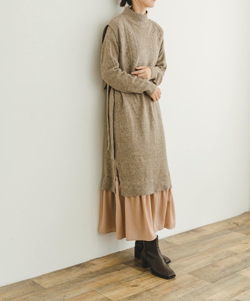 ITEMS URBANRESEARCH（アイテムズ アーバンリサーチ）の「ニットベストセットワンピース（ワンピース・レディース・GRY/L.BRN・FREE）」の2枚目の写真