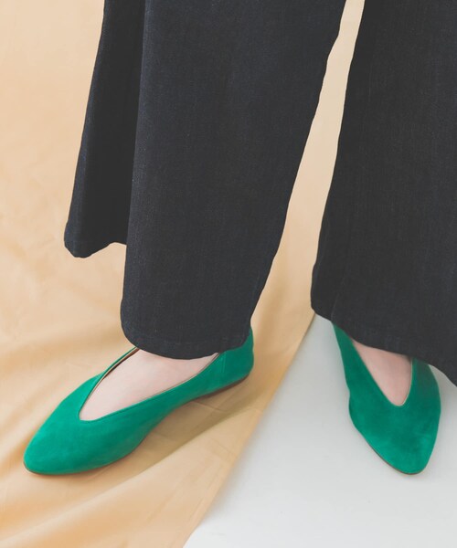 RODE SKO（ロデスコ）の「SOFI　SOFI FLAT SHOES（パンプス・レディース・GREEN/IVORY/CAMEL・36/37/38）」の4枚目の写真