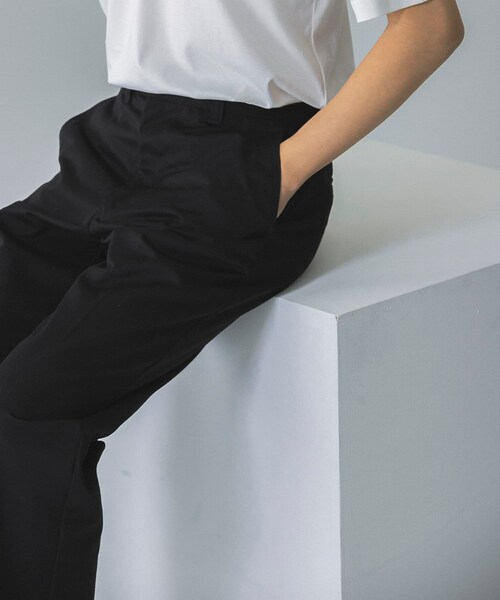 URBAN RESEARCH（アーバンリサーチ）の「JP MADE CHINO TROUSER（チノパンツ・メンズ・YELLOW/SAND BEIGE/KHAKI/BLACK/CHARCOAL・S/M/L/XL）」の9枚目の写真