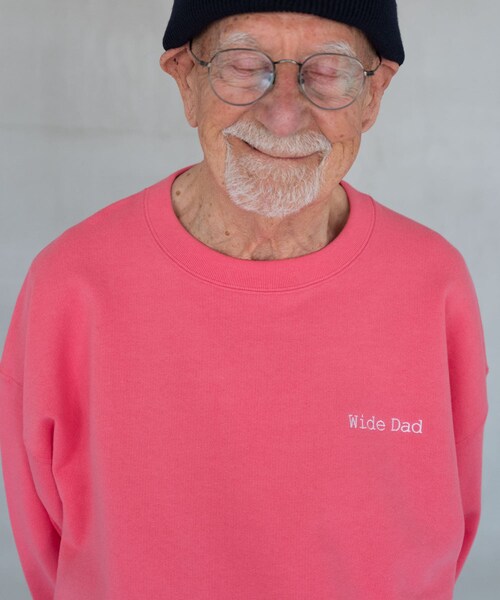 URBAN RESEARCH(アーバンリサーチ)の「Wide Dad SUPER WIDE SWEAT CREW-NECK(スウェット・メンズ・PINK/ASH・1/2)」の17枚目の写真
