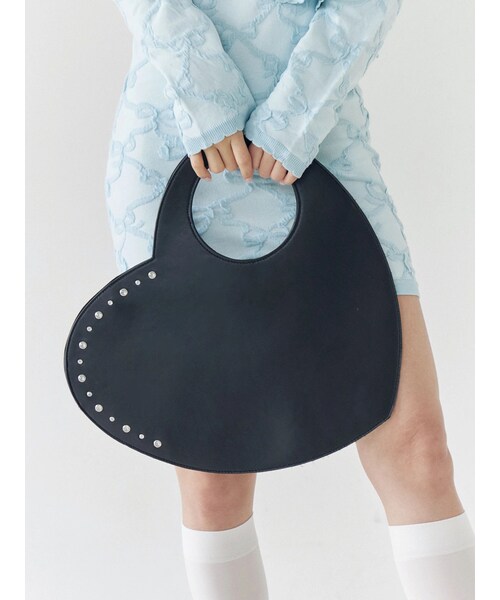 CALNAMUR（カルナムール）の「ビッグハートバッグ（ハンドバッグ・レディース・ブラック/レッド/シルバー・F）」の3枚目の写真