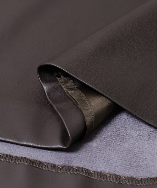 URBAN RESEARCH ROSSO（アーバンリサーチロッソ）の「バックジップフレアスカート（スカート・レディース・LIGHTGRAY/MOCHA/DARKBROWN・36/38）」の22枚目の写真