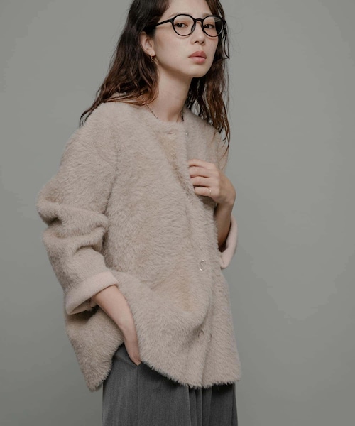 URBAN RESEARCH Sonny Label（アーバンリサーチサニーレーベル）の「ダブルフェイスバイカラーカーディガン（カーディガン/ボレロ・レディース・オフ/ベージュ/グレー・FREE）」の3枚目の写真