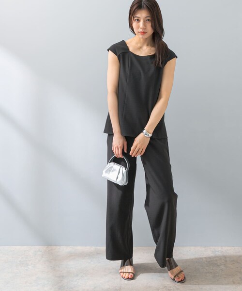 URBAN RESEARCH ROSSO(アーバンリサーチロッソ)の「『UR TECH DRYLUXE』F by ROSSO フレンチブラウス+ワイドパンツ(セットアップ・レディース・MOCHA/BEIGE/BLACK・36/38)」の6枚目の写真
