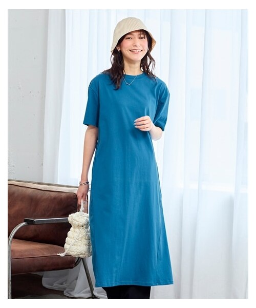 nissen（ニッセン）の「大きいサイズ 綿100％汗染みしにくいゆるシルエットロングチュニック（チュニック・レディース・黒/オフホワイト/グレイッシュブルー/モスカーキ・L/LL/3L/4L/5L/6L/8L/10L）」の4枚目の写真