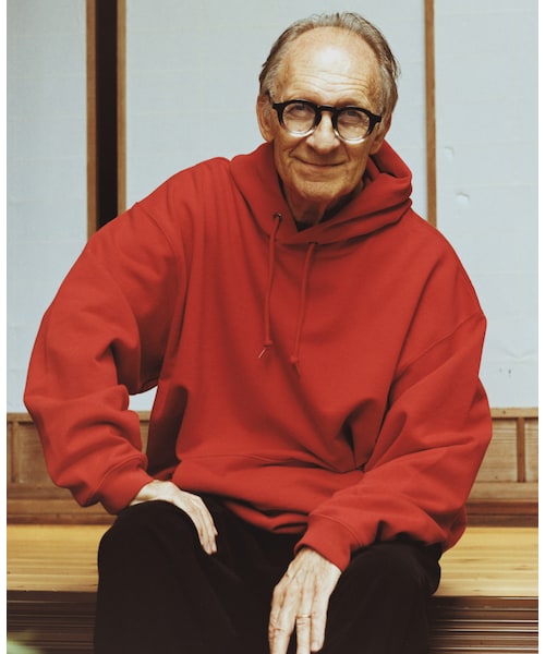 URBAN RESEARCH（アーバンリサーチ）の「Wide Dad　Dad SWEAT PARKA（パーカー・メンズ・D NAVY/RED・1/2）」の2枚目の写真