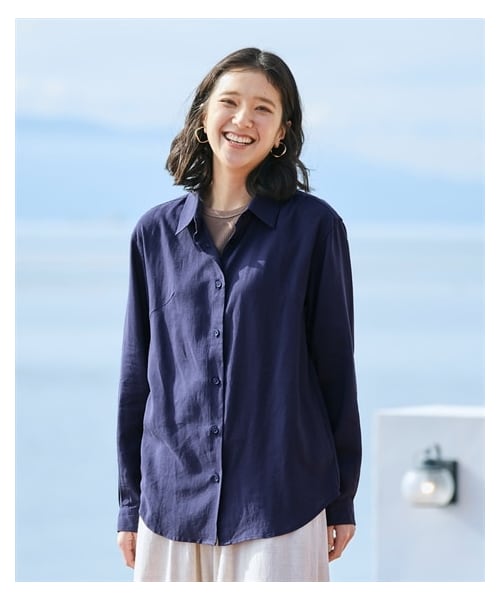 nissen（ニッセン）の「大きいサイズ 肌ざわりさらり　リネン混シンプル長袖シャツ（シャツ/ブラウス・レディース・フューシャピンク/イエロー/ネイビー/ピスタチオグリーン/オフホワイト・L/LL/3L/4L/5L/6L/8L/10L）」の21枚目の写真