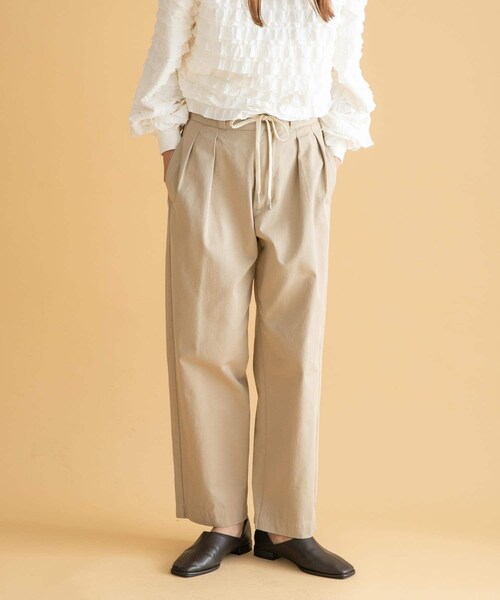 URBAN RESEARCH Sonny Label（アーバンリサーチサニーレーベル）の「3/2WORKS ツータックチノパンツ（チノパンツ・レディース・BEIGE/NAVY・S/M/L）」の7枚目の写真
