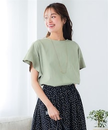 nissen | 大きいサイズ　綿１００％汗染みしにくい５分袖バックギャザーフリル袖トップス(Tシャツ/カットソー)