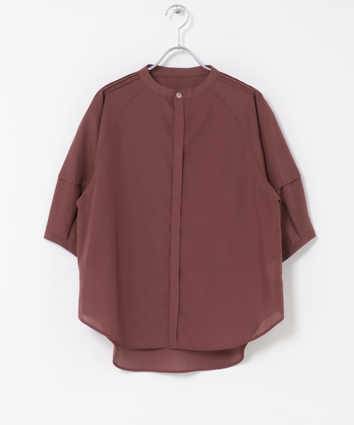 URBAN RESEARCH ROSSO（アーバンリサーチロッソ）の「『WEB/一部店舗限定』UVカットウォッシャブルリネン混シャツ ブラウス（シャツ/ブラウス・レディース・OFF WHITE/YELLOW/BROWN/SAX/NAVY・Free）」の2枚目の写真