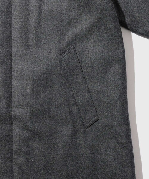 ADAM ET ROPE'(アダムエロペ)の「【AURALEE/オーラリー】SUPER LIGHT WOOL PADDED COAT(ダウンジャケット/コート・メンズ・チャコール・3/4)」の11枚目の写真