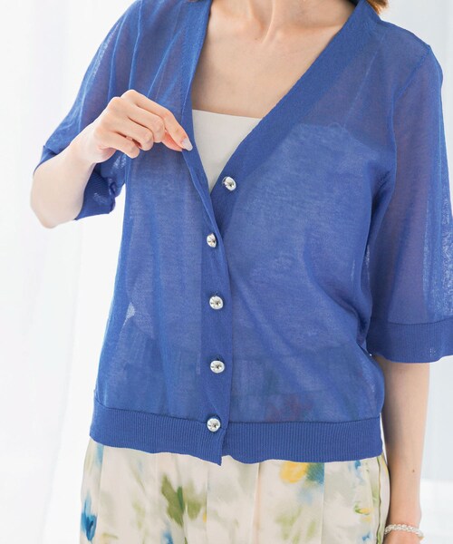 URBAN RESEARCH ROSSO（アーバンリサーチロッソ）の「デザインボタンシアーカーディガン（カーディガン/ボレロ・レディース・WHITE/BLUE・FREE）」の10枚目の写真