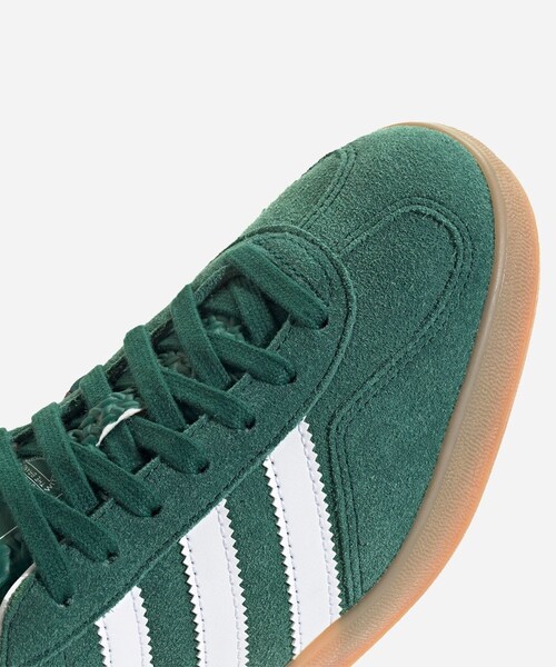 Saturdays NYC(サタデーズ ニューヨークシティ )の「adidas GAZELLE INDOOR(スニーカー・レディース・ダークブラウン/グリーン・25.5/26.0/27.0/28.0/28.5)」の19枚目の写真