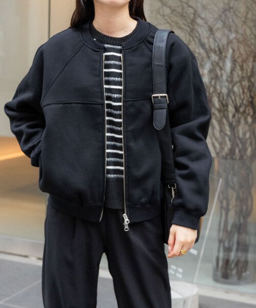 URBAN RESEARCH DOORS(アーバンリサーチドアーズ)の「FORK&SPOON 変形ボーダーニットプルオーバー(ニット/セーター・レディース・BLK×OFF/GRY×BLU・1)」の22枚目の写真