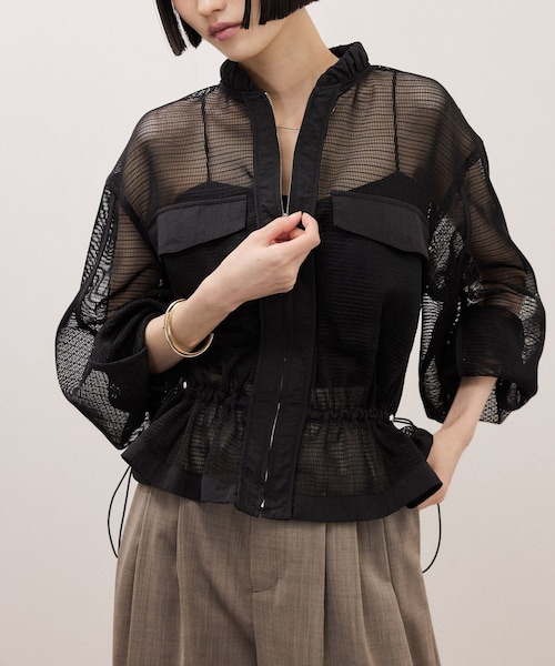 ADAM ET ROPE'（アダムエロペ）の「ドロストメッシュシャツ（シャツ/ブラウス・レディース・ブラック/ホワイト/ダークブラウン・F）」の2枚目の写真
