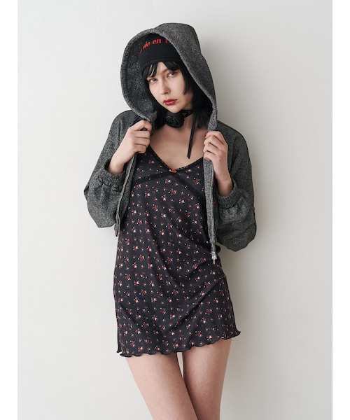 jouetie（ジュエティ）の「ラメクロップドZIPフーディー（パーカー・レディース・グレー/ブラック/ピンク・M）」の5枚目の写真