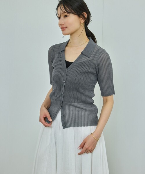 ROPE'（ロペ）の「【洗える】【WEB・一部店舗限定】シアーリブＶネックポロニット（ニット/セーター・レディース・ブラック/ベージュ/ターコイズ/ピンク・F）」の21枚目の写真