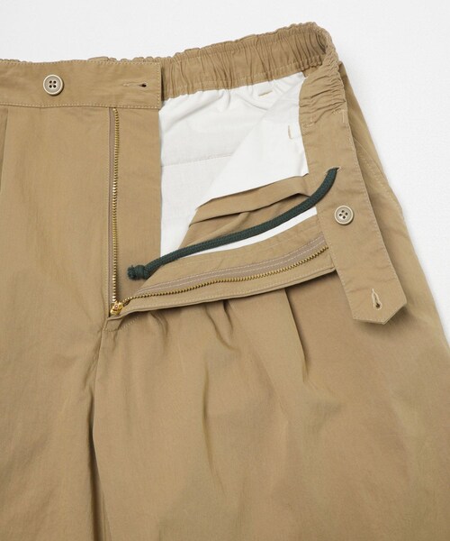 URBAN RESEARCH DOORS(アーバンリサーチドアーズ)の「FORK&SPOON クリンクルワイドパンツ(その他パンツ・メンズ・BEIGE/DARK NAVY・4/5)」の12枚目の写真