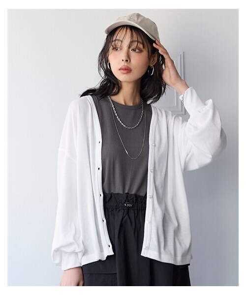 nissen（ニッセン）の「綿混うすカルゆるシルエットＶネックカーディガン（UVカット・吸汗速乾・抗菌防臭・毛玉防止）＜大きいサイズ有＞（カーディガン/ボレロ・レディース・黒/オフホワイト/杢ネイビー/ラベンダー/ライムイエロー/オリーブ・S~M相当/L~LL相当/3L~4L相当/5L~6L相当/8L相当/10L相当）」の20枚目の写真