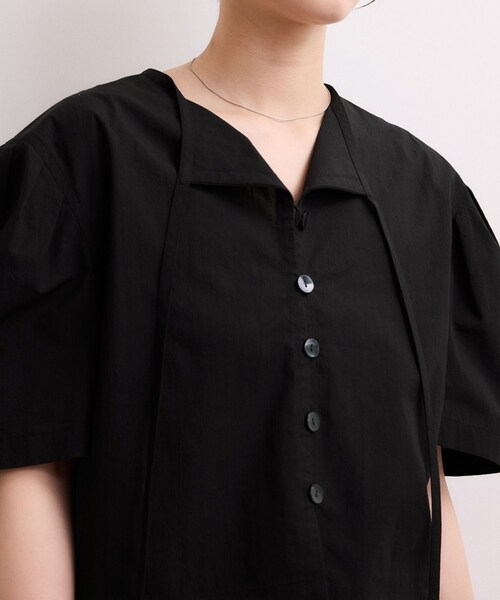 ADAM ET ROPE'（アダムエロペ）の「【WEB限定】タックスリーブブラウス（シャツ/ブラウス・レディース・ブラック/ホワイト/サックス・F）」の16枚目の写真