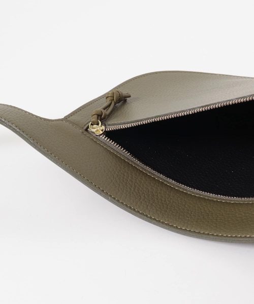 URBAN RESEARCH（アーバンリサーチ）の「MARROW　WAISTPOUCH SHOULDER（ボディバッグ/ウエストポーチ・レディース・BLACK/OLIVE・-）」の13枚目の写真