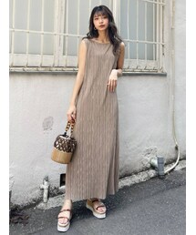 MURUA | シャイニープリーツマキシワンピース(ワンピース)