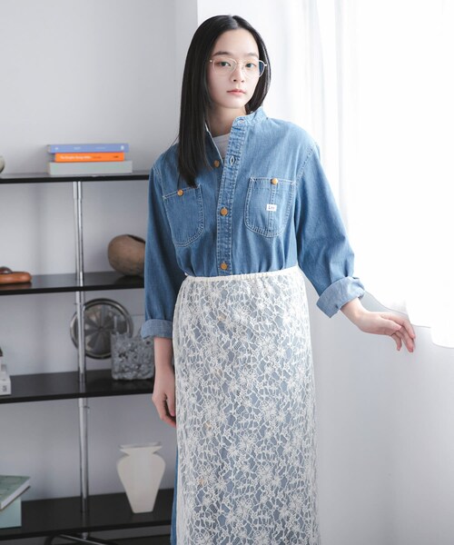 URBAN RESEARCH DOORS（アーバンリサーチドアーズ）の「『別注』Lee×DOORS　WORK SHIRTS ONE-PIECE（ワンピース・レディース・BLUE/NAVY・One）」の20枚目の写真