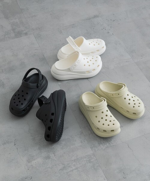 URBAN RESEARCH（アーバンリサーチ）の「クロックス　CRUSH CLOG（サンダル・レディース・BLACK/WHITE/BONE・6/7/5）」の9枚目の写真
