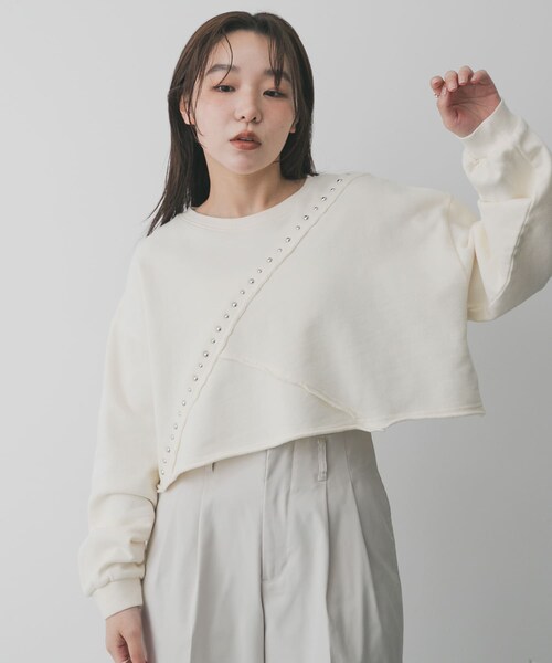 SENSE OF PLACE by URBAN RESEARCH（センスオブプレイスバイアーバンリサーチ）の「スタッズピグメントカットトップ（スウェット・レディース・CHARCOAL/IVORY/BROWN・One）」の5枚目の写真