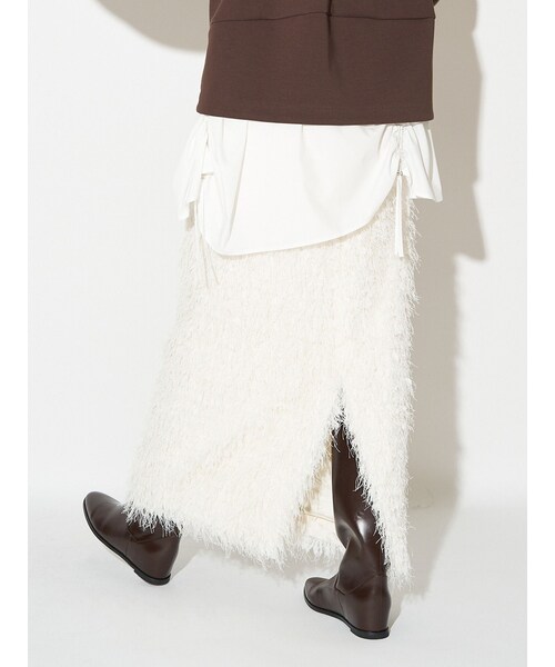 ELENDEEK（エレンディーク）の「FEATHER YARN STRAIGHT SK（スカート・レディース・オフホワイト/ブラック・01/02）」の3枚目の写真