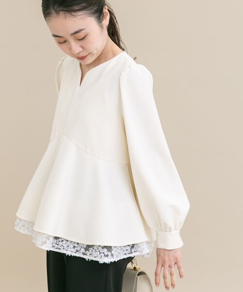 URBAN RESEARCH ROSSO（アーバンリサーチロッソ）の「『WEB限定』レイヤードペプラムブラウス（シャツ/ブラウス・レディース・OFF×OFF/BLK×BLK・Free）」の4枚目の写真