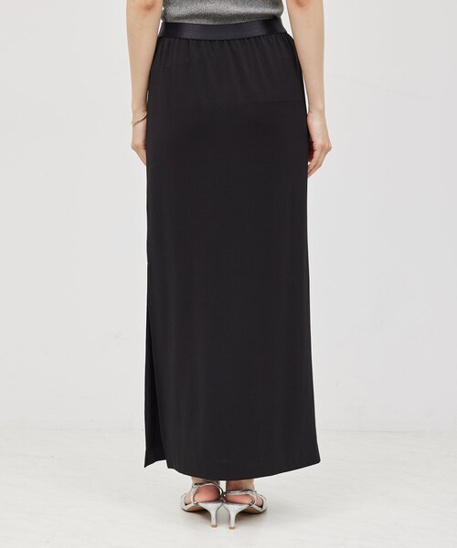 ROPE'（ロペ）の「トリアセジャージーペンシルスカート（スカート・レディース・ブラック/ブルー系・36/38）」の22枚目の写真