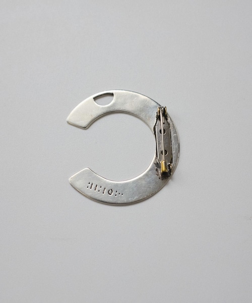 ADAM ET ROPE'（アダムエロペ）の「【TUAREG（トゥアレグ）for SALON】ブローチ&ネックレスC（ブローチ/コサージュ・レディース・シルバー・F）」の6枚目の写真