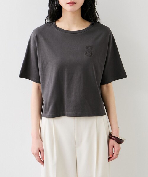 VIS(ビス)の「ボクシークロップド刺繍Tシャツ(Tシャツ/カットソー・レディース・チャコール/ホワイト/ブルー・F)」の20枚目の写真