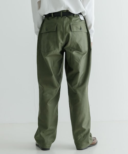 URBAN RESEARCH（アーバンリサーチ）の「『別注』CIOTA×URBAN RESEARCH　Baker Pants(Wide Tapered)（チノパンツ・メンズ・Dark Olive・4/5/6）」の7枚目の写真