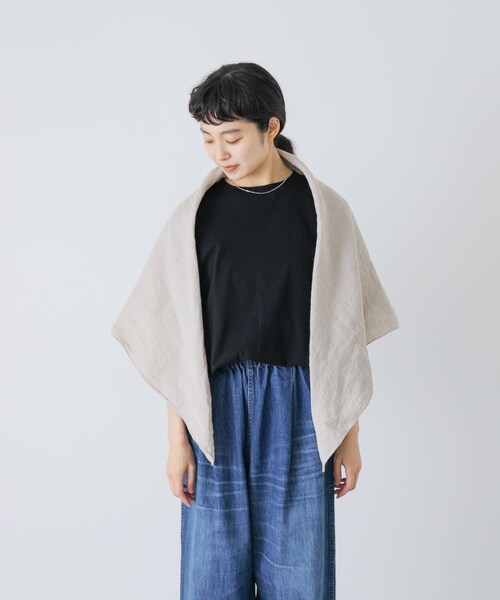 かぐれ（カグレ）の「ウォッシュリネンスクエアストール（ストール/ショール・レディース・NATURAL/NAVY/PINK・Free）」の13枚目の写真