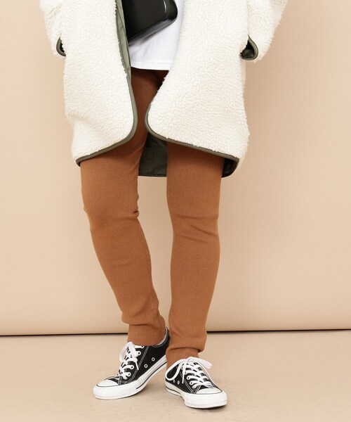 ADAM ET ROPE'(アダムエロペ)の「ソリッドスリットレギンス(レギンス/スパッツ・レディース・ブラック/キナリ/キャメル/ライトグリーン・F)」の5枚目の写真