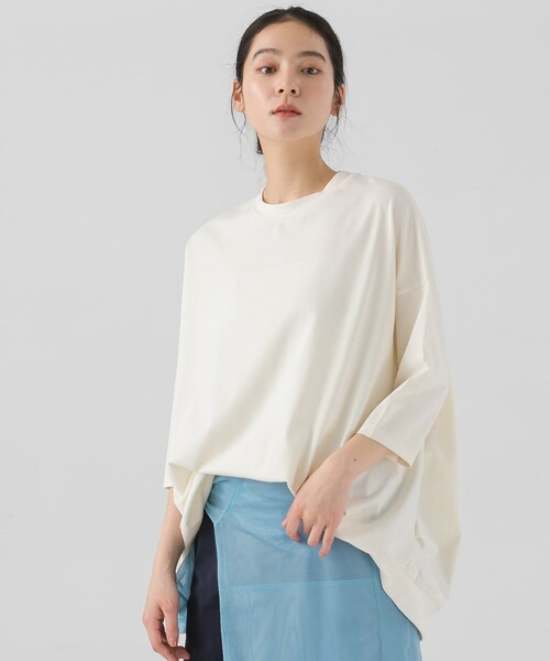 EKAL（エカル）の「『UR TECH ひやサラクール』ドロップショルダーTシャツ（Tシャツ/カットソー・レディース・ホワイト/ブラック/ネイビー・One）」の8枚目の写真