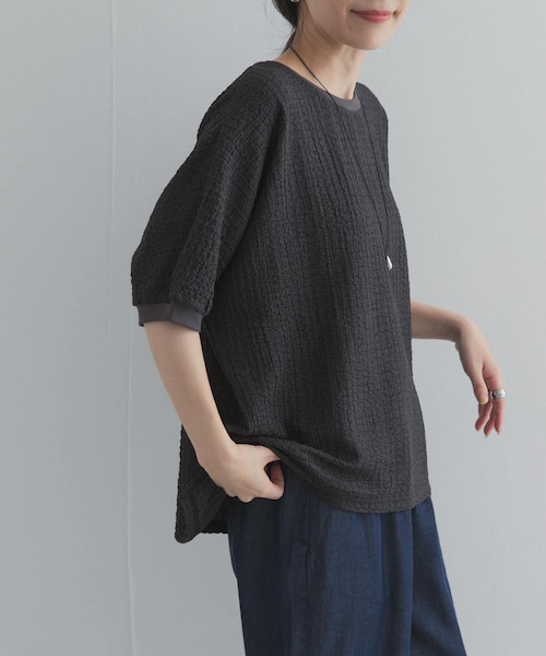 URBAN RESEARCH DOORS(アーバンリサーチドアーズ)の「ワッシャーカットドルマンプルオーバー(Tシャツ/カットソー・レディース・CHARCOAL/GREIGE/BLUE・Free)」の4枚目の写真