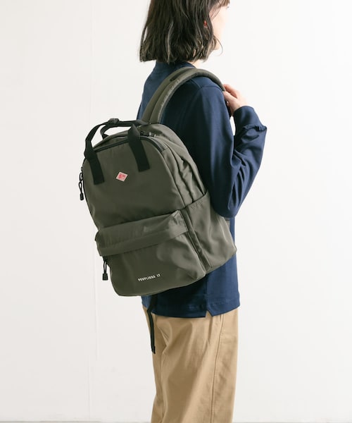 URBAN RESEARCH DOORS(アーバンリサーチドアーズ)の「DANTON PEUPLIERS17(バックパック/リュック・レディース・BLACK/DK.OLIVE・one)」の8枚目の写真