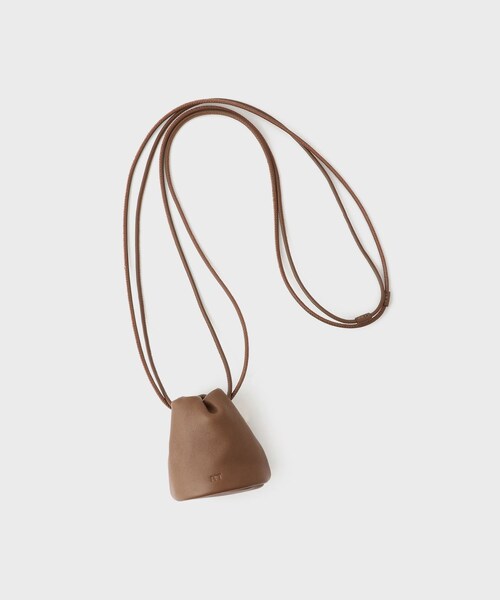 ADAM ET ROPE'(アダムエロペ)の「【PFT】Drawstrig Mini Pochette(ショルダーバッグ・レディース・ブラック/ブラウン・F)」の21枚目の写真
