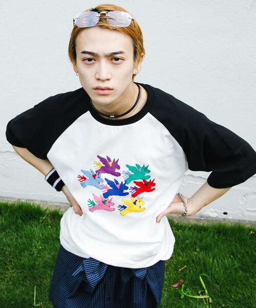 SENSE OF PLACE by URBAN RESEARCH(センスオブプレイスバイアーバンリサーチ)の「『別注』SHUHEI KOKI×SENSE OF PLACE ラグランTシャツ(Tシャツ/カットソー・メンズ・WHT×BLK/CHA×BLK/WHT×L.BLU・M/L)」の8枚目の写真