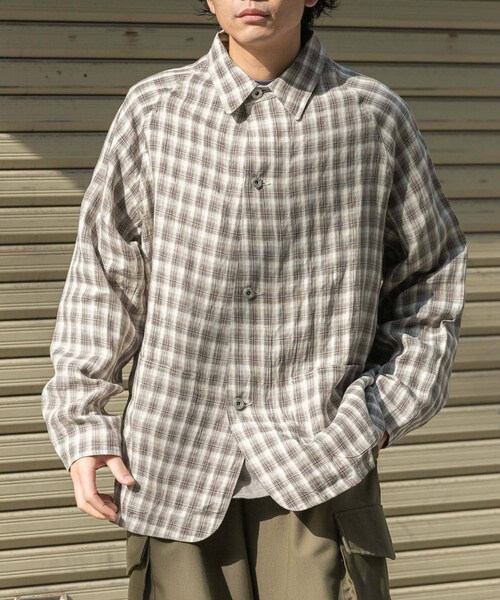 URBAN RESEARCH DOORS(アーバンリサーチドアーズ)の「FORK&SPOON リネンカバーオールシャツジャケット(テーラードジャケット・メンズ・BEG CHK/BROWN・4/5)」の2枚目の写真