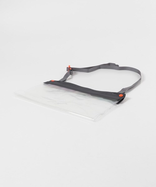 EKAL（エカル）の「TREK MATES　TWIN MAP CASE（ショルダーバッグ・メンズ・CLEAR・One）」の6枚目の写真
